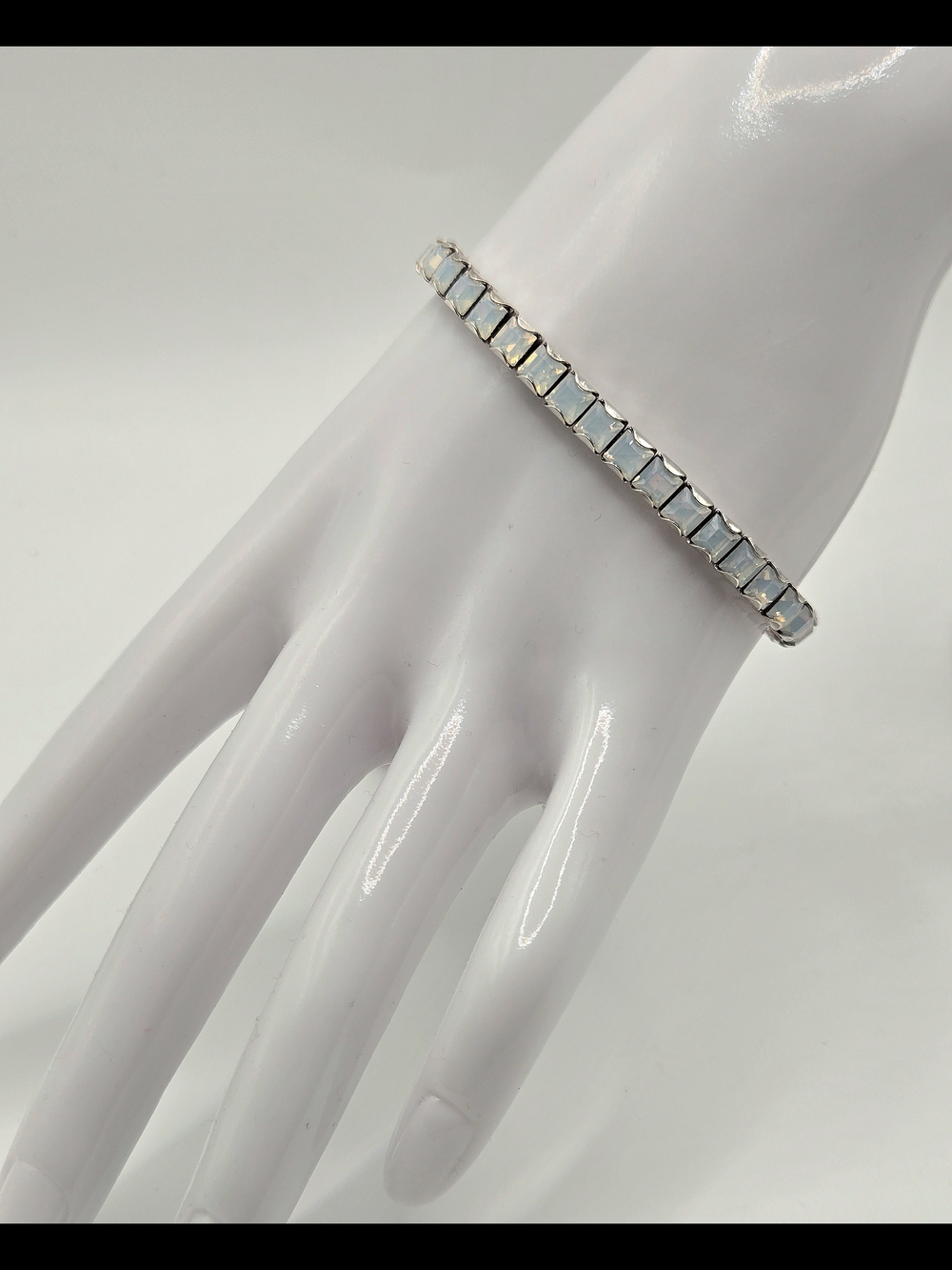 Vintage White Opal Glass Crystal Stretch Tennis Bracelet | Silver Tone